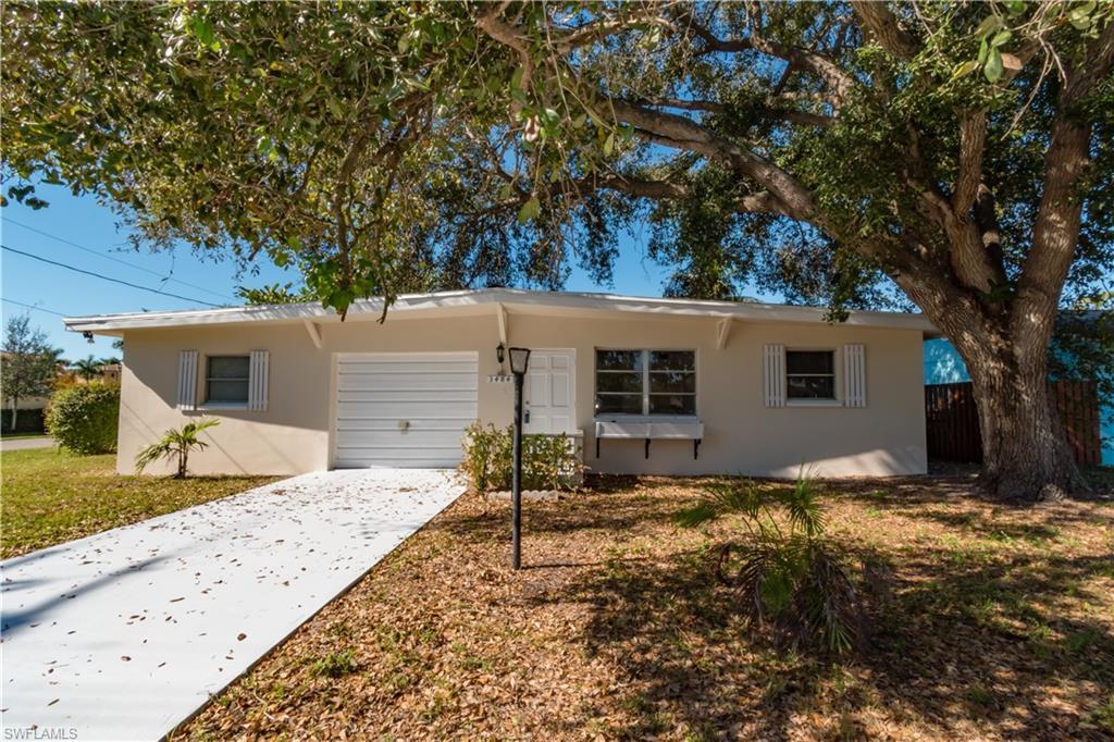 3484 Lakeview Dr - Photo 1