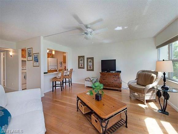 1085 Forest Lakes Dr - Photo 1