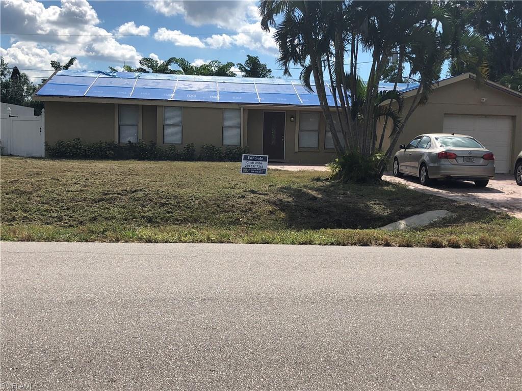 1060 Alhambra Cir - Photo 1
