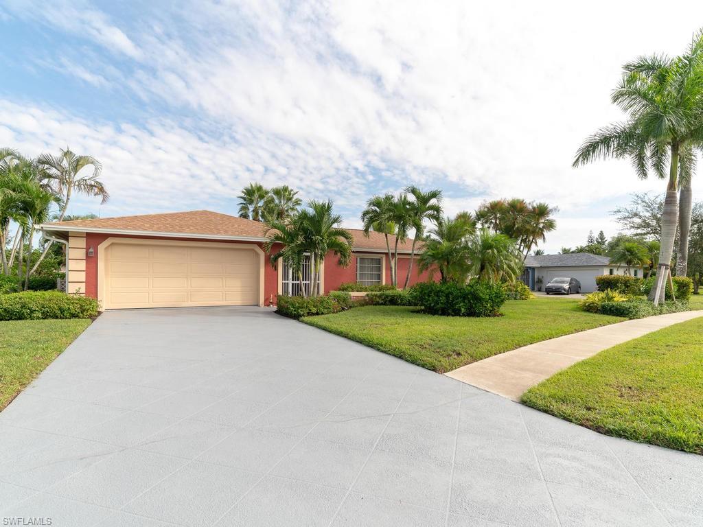123 Saint Andrews Blvd - Photo 1