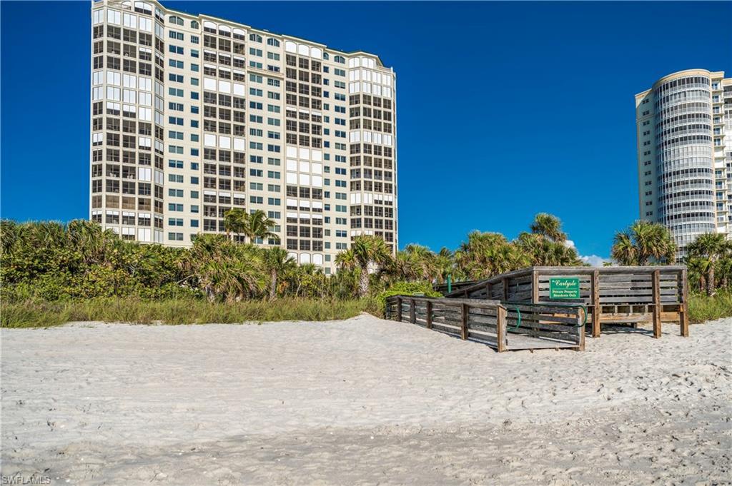 8171 Bay Colony Dr - Photo 1
