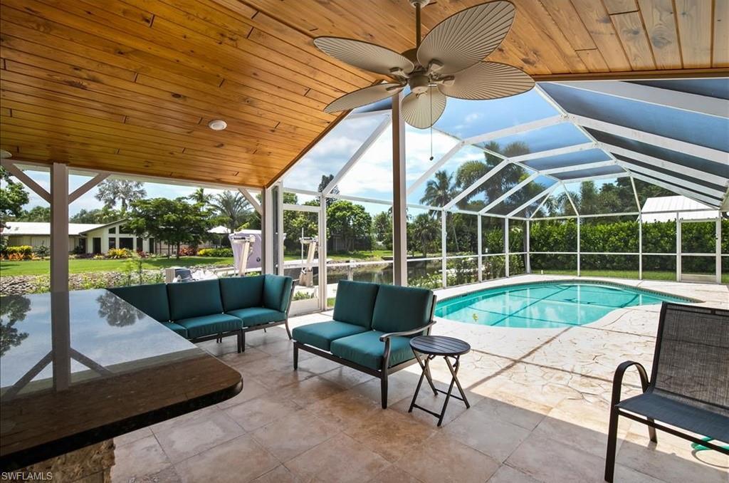 2552 Longboat Dr - Photo 1