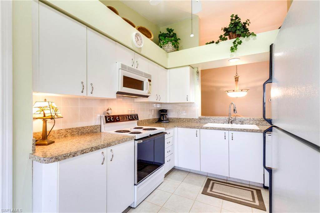 7300 Glenmoor Ln - Photo 1