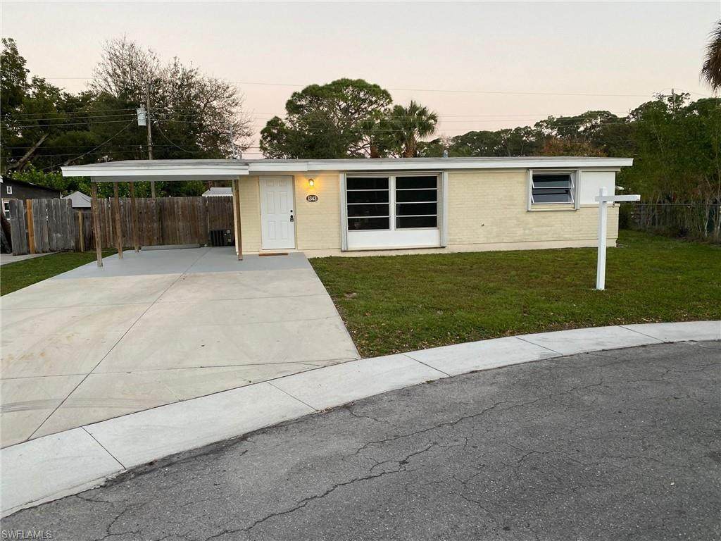 1343 Barbizon Ln - Photo 1