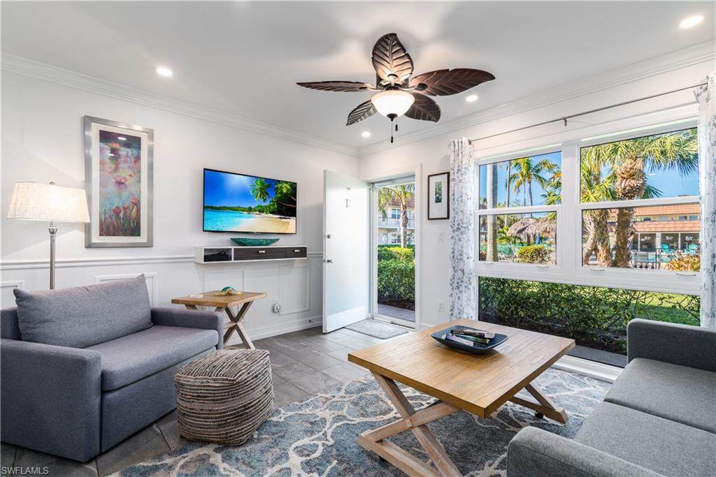 240 Collier Blvd - Photo 1