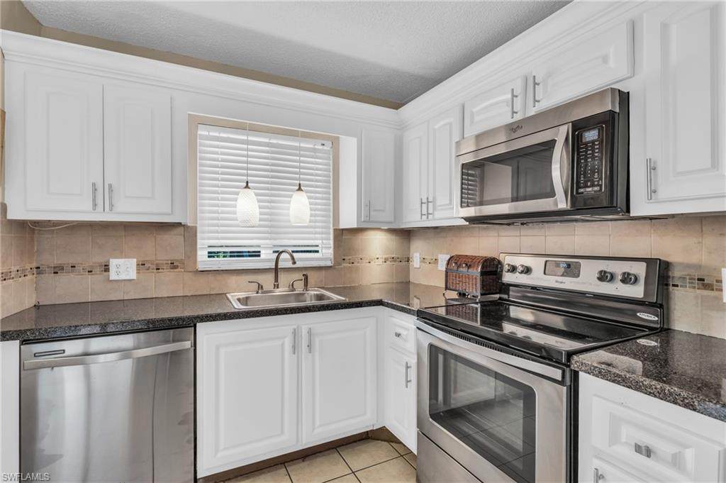4318 27th Ct - Photo 1