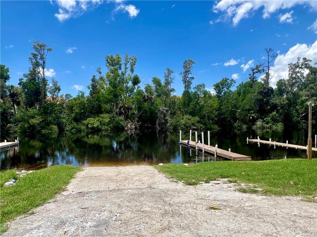 5520 Black Pug Dr - Photo 1