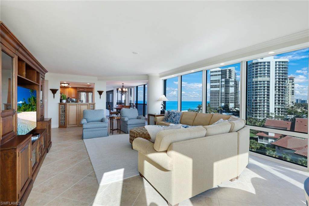 4651 Gulf Shore Blvd - Photo 1