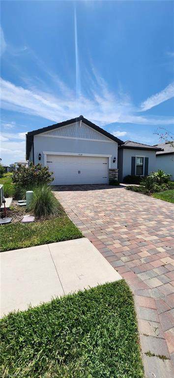 4326 Washington Pl - Photo 1