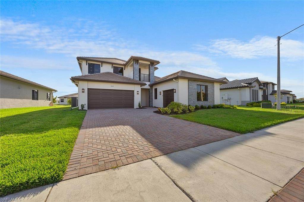 5243 Karlia Dr - Photo 1