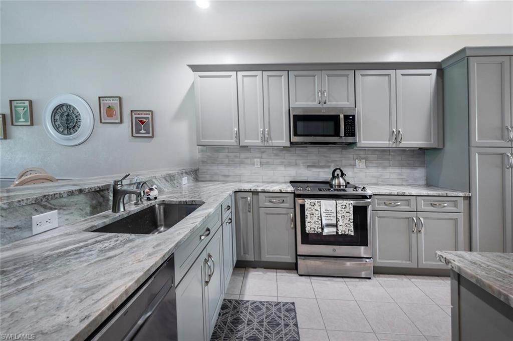 20608 Candlewood Hollow - Photo 1