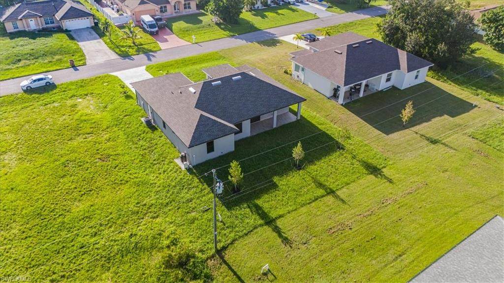 1417 17th Ave - Photo 1