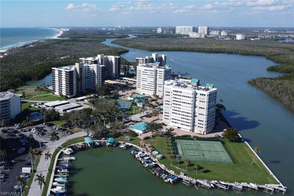 https://bt-photos.global.ssl.fastly.net/naples/orig_boomver_2_225075795-2.jpg