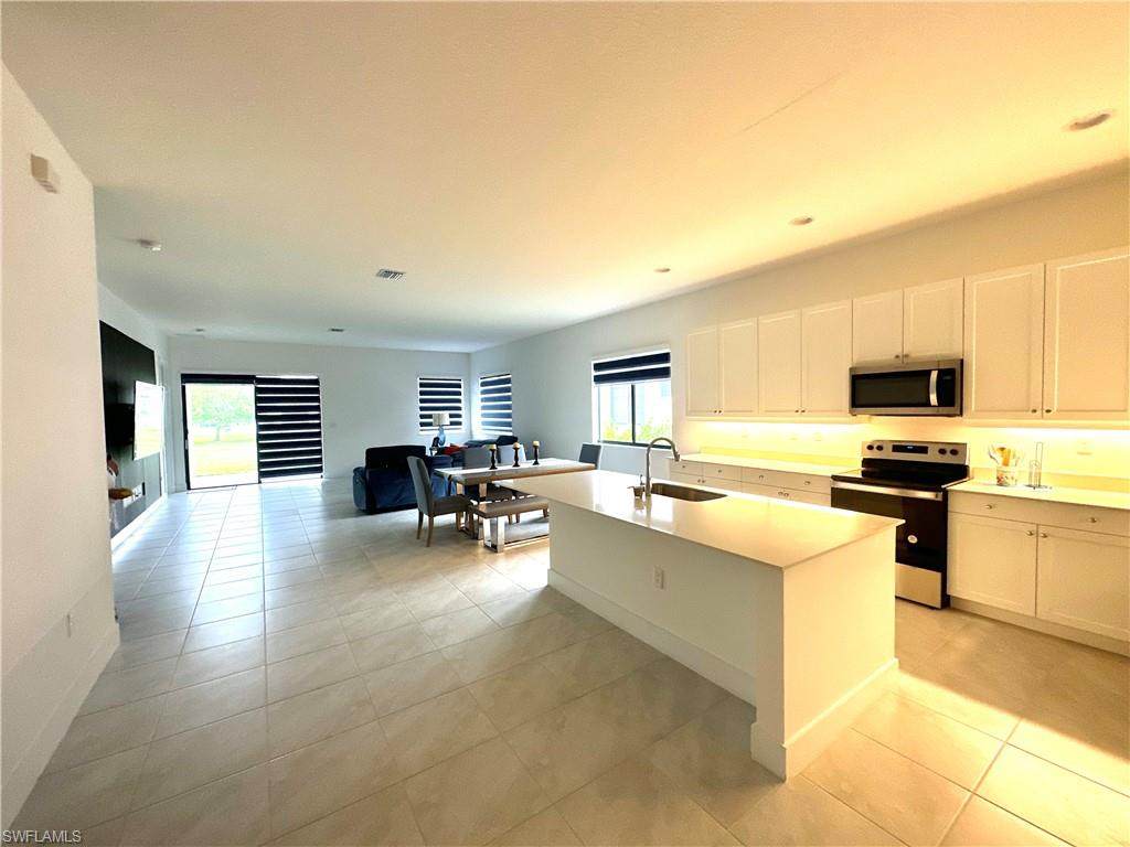 4924 Gambero Way - Photo 1
