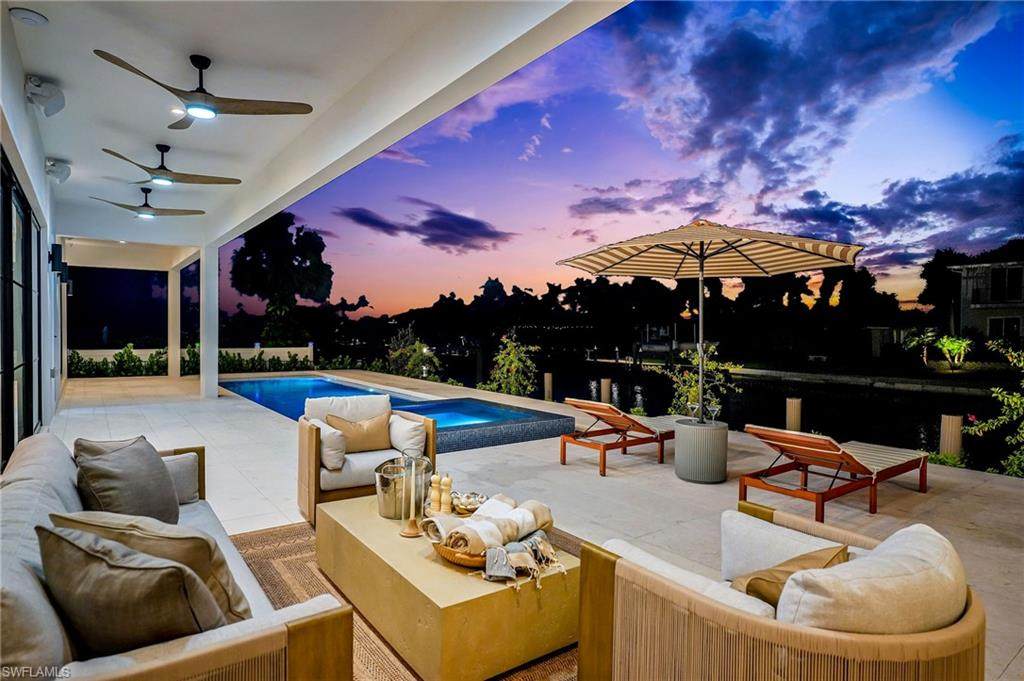 839 Chestnut Ct - Photo 1