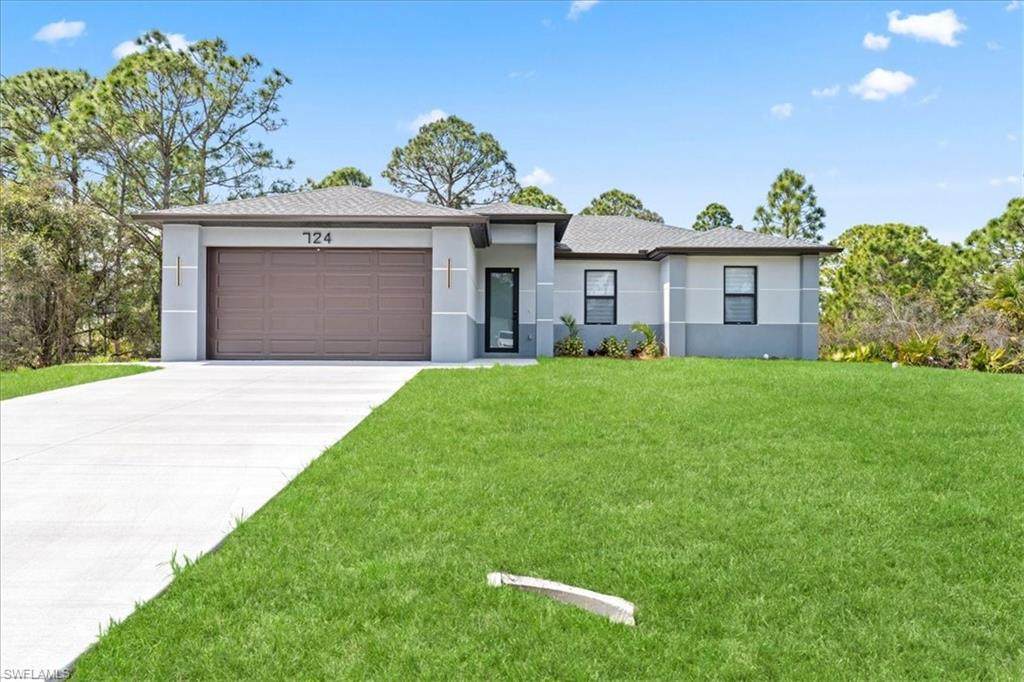 724 Drury Ave - Photo 1