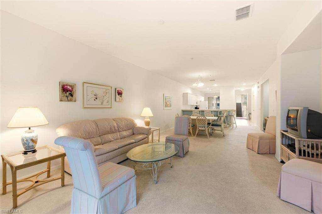 4843 Hampshire Ct - Photo 1