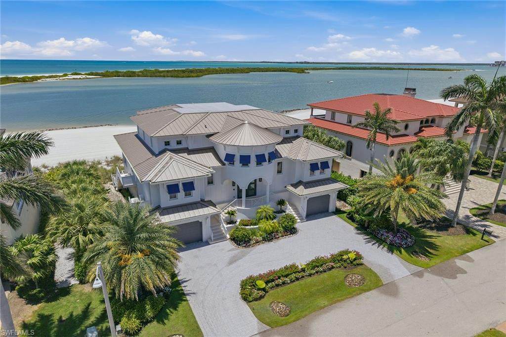 158 Beach Dr - Photo 1