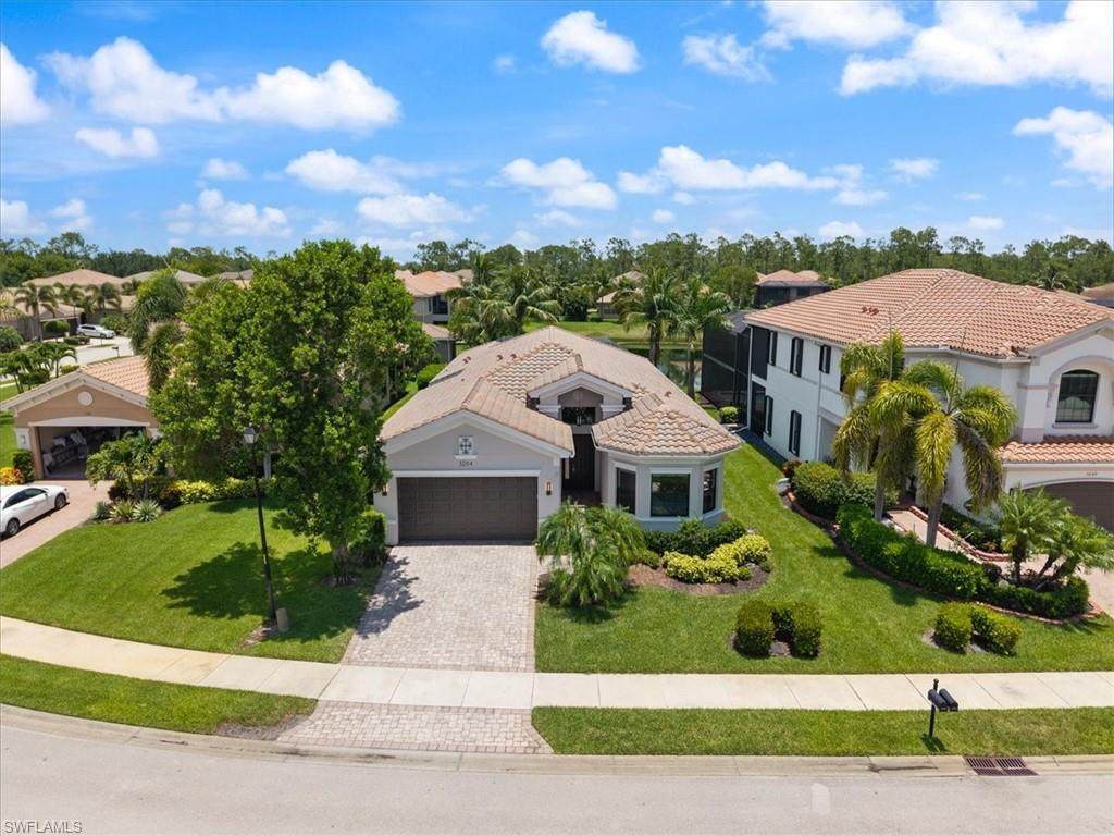 3264 Pacific Dr - Photo 1