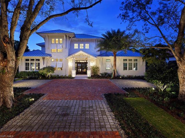271 1st Ave N, Naples, FL 34102 (#215027877) :: Homes and Land Brokers, Inc