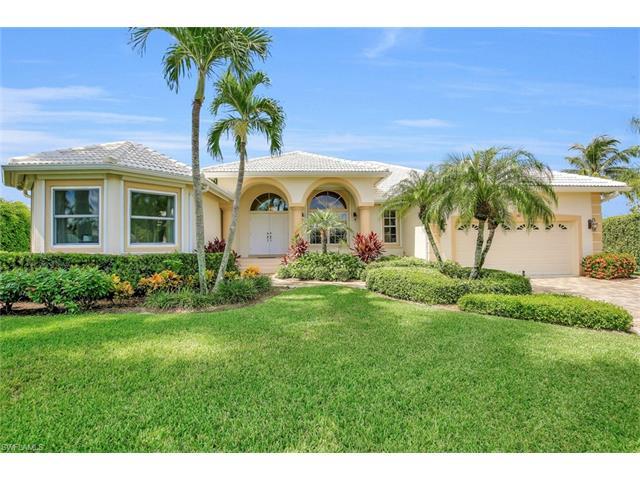 102 Channel Ct, Marco Island, FL 34145 (#216002706) :: Homes and Land Brokers, Inc
