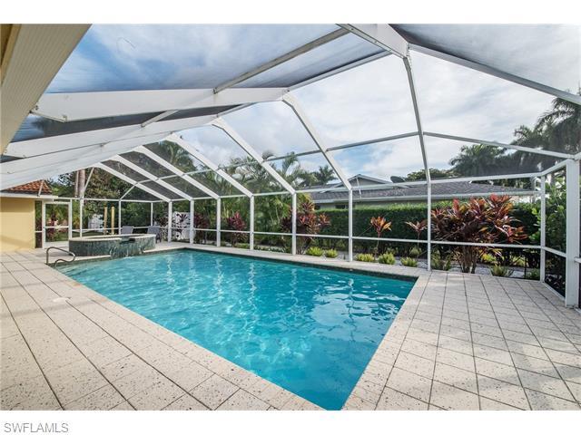 420 Harbour Dr - Photo 1