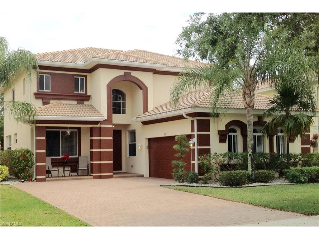 1897 Par Dr, Naples, FL 34120 (#216033207) :: Homes and Land Brokers, Inc