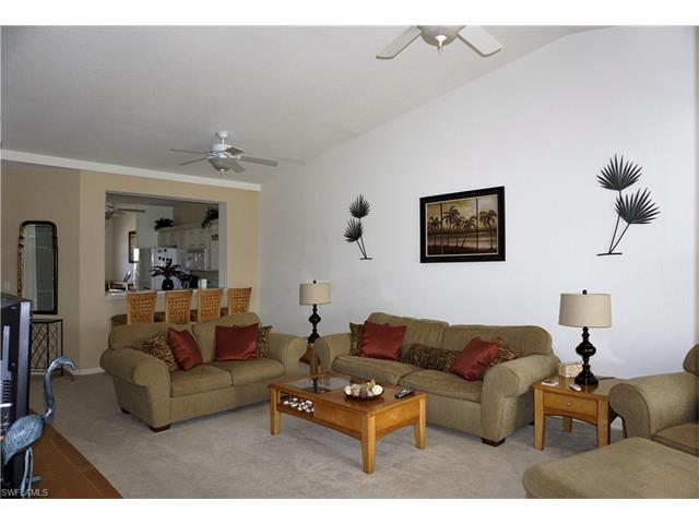 1340 Charleston Square Dr - Photo 1