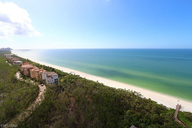 8111 Bay Colony Dr - Photo 1