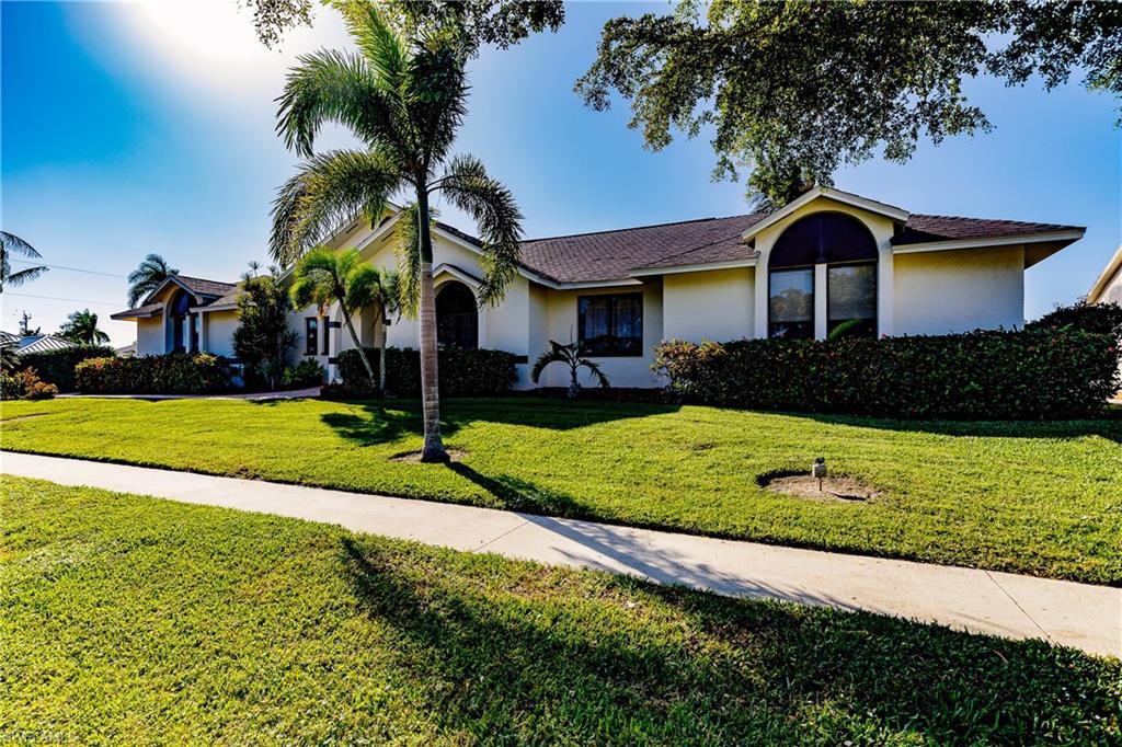 1782 Bahama Ave - Photo 1