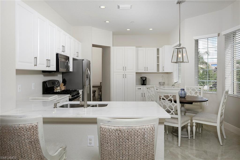 9202 Museo Cir - Photo 1