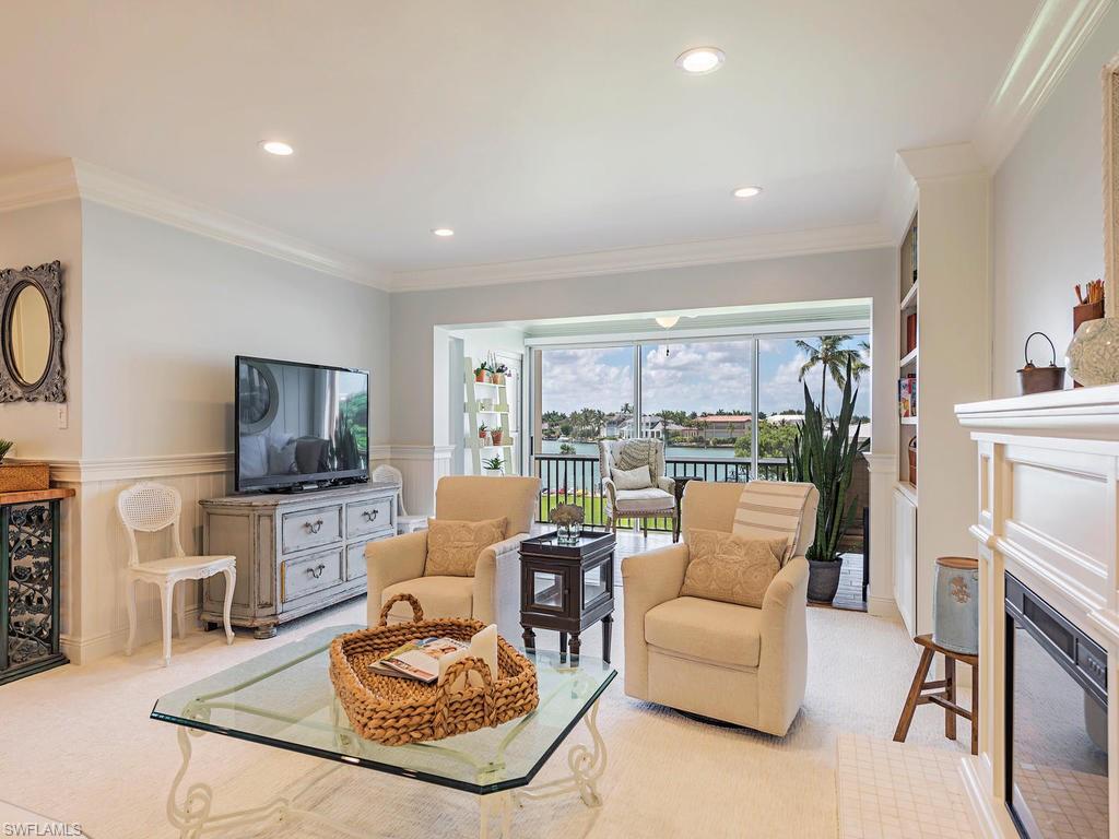 3400 Gulf Shore Blvd - Photo 1