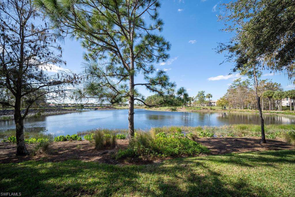 8560 Danbury Blvd - Photo 1