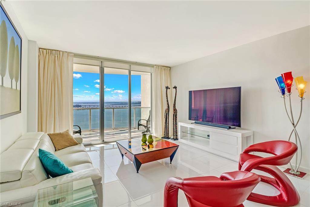 3000 Oasis Grand Blvd - Photo 1