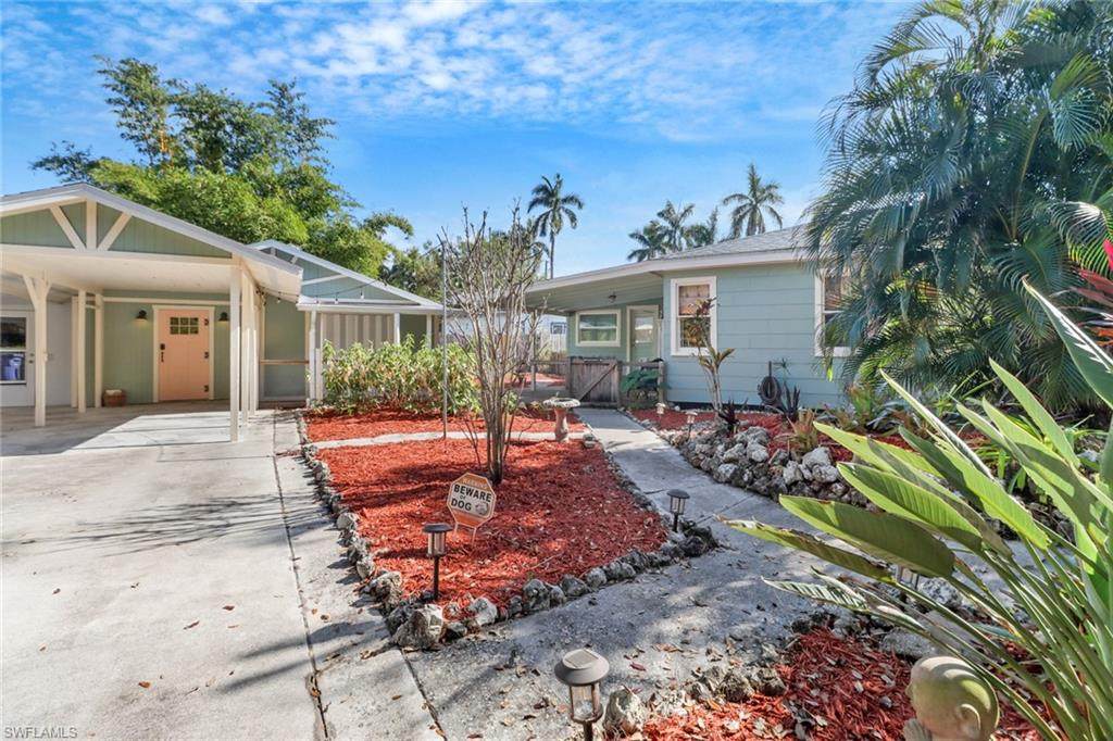 847 James St - Photo 1