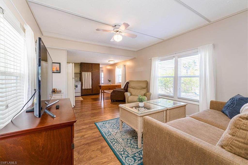 3852 Cardinal Cir - Photo 1
