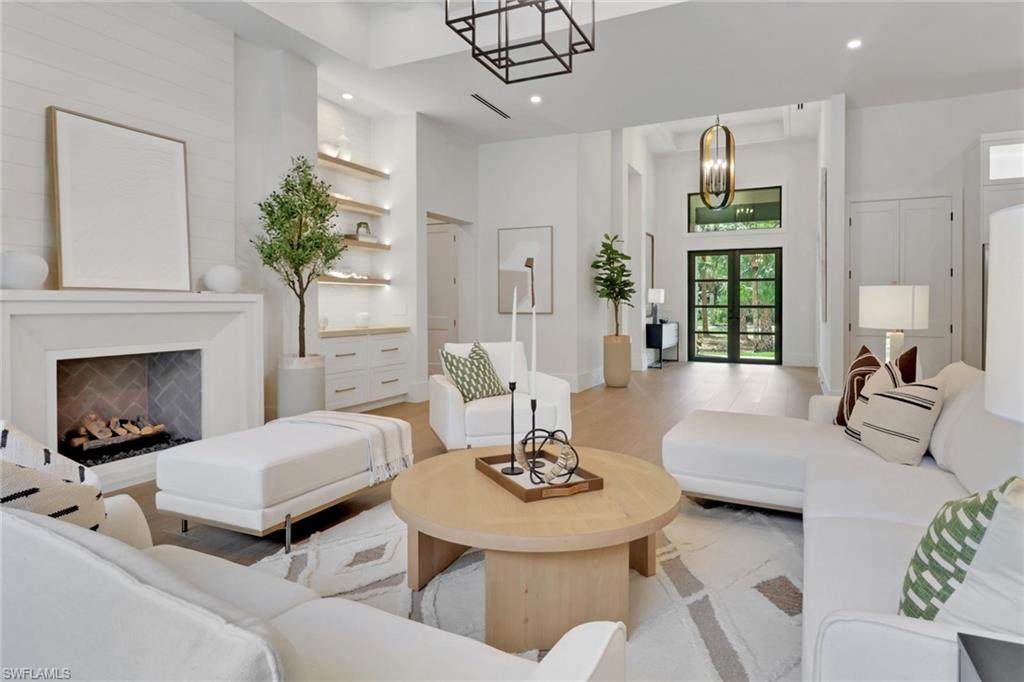 524 13th St - Photo 1