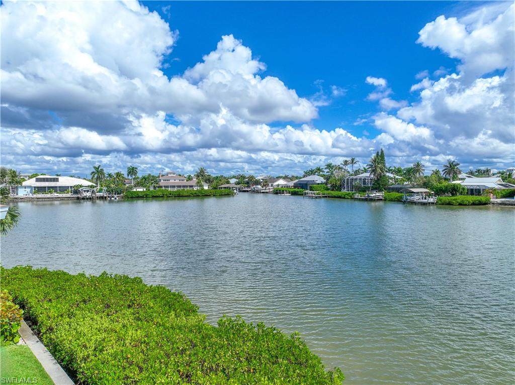 330 Kon Tiki Dr - Photo 1