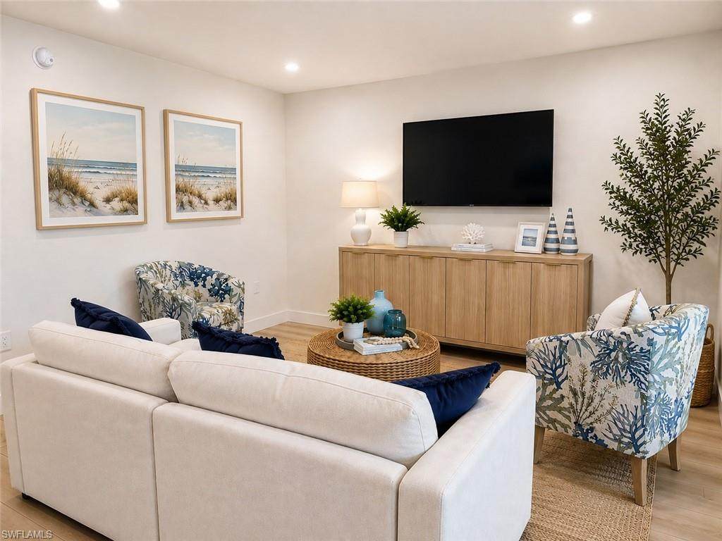 333 Harbour Dr - Photo 1