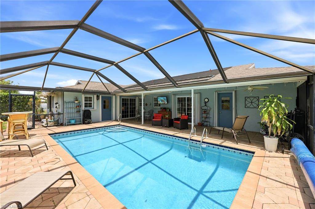 720 Meyer Dr - Photo 1