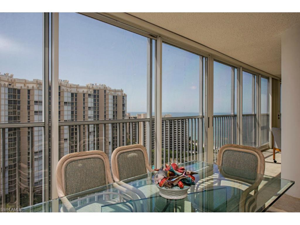4041 Gulf Shore Blvd - Photo 1