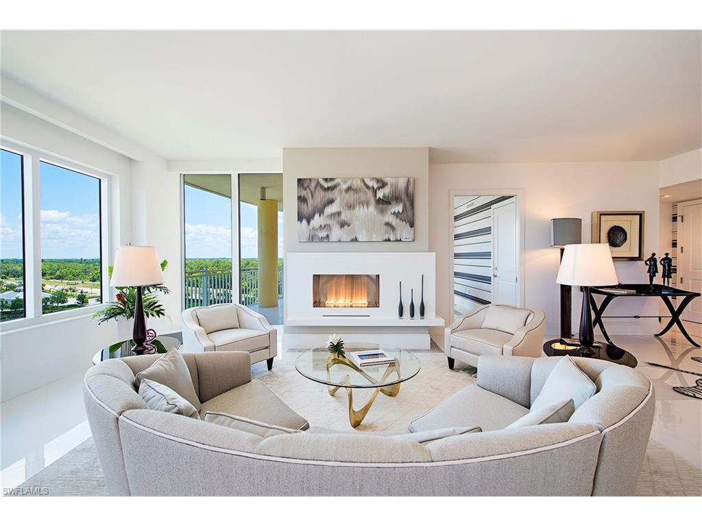 13675 Vanderbilt Dr #810, Naples, FL 34110 (MLS #216037626) :: The New Home Spot, Inc.