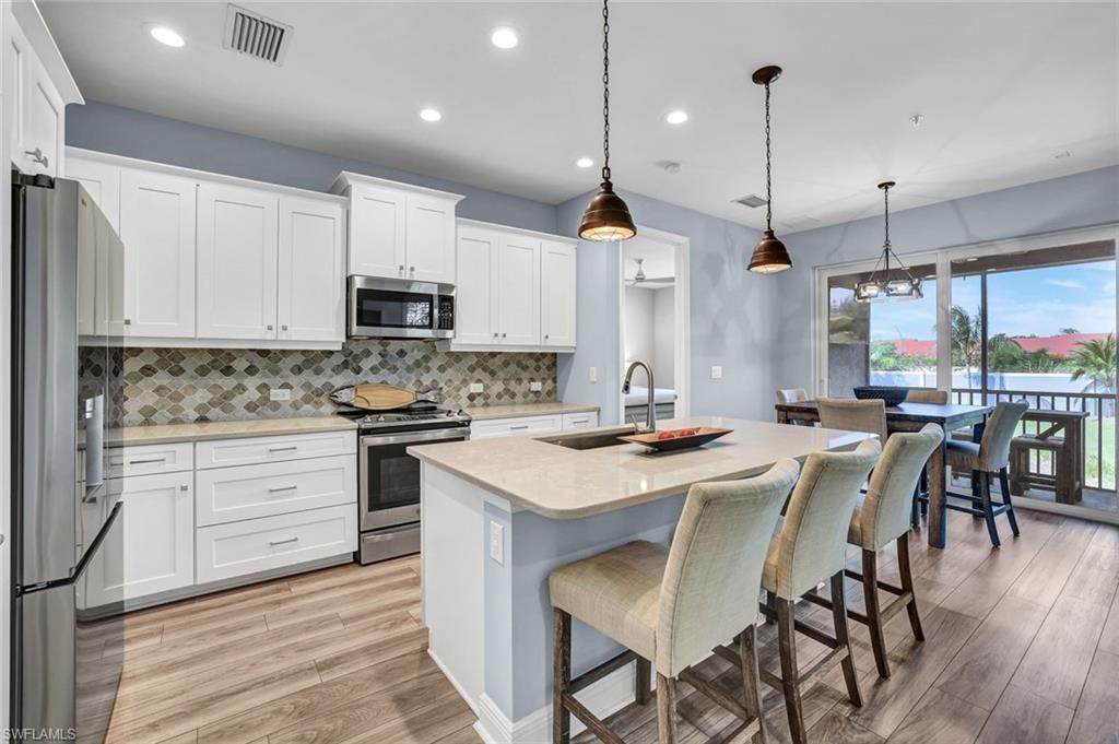 2543 Seychelles Dr - Photo 1