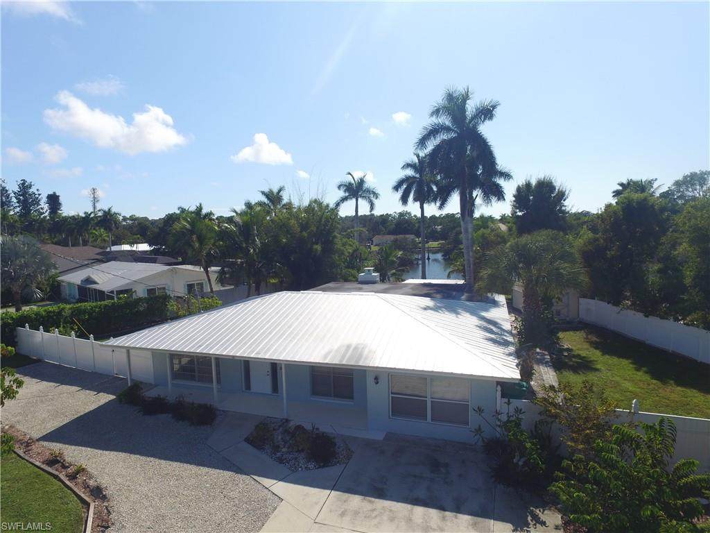 22 Constitution Dr - Photo 1