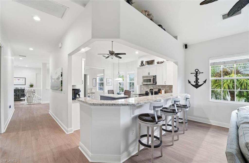 7842 Hawthorne Dr - Photo 1