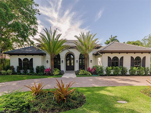 740 Banyan Blvd - Photo 1