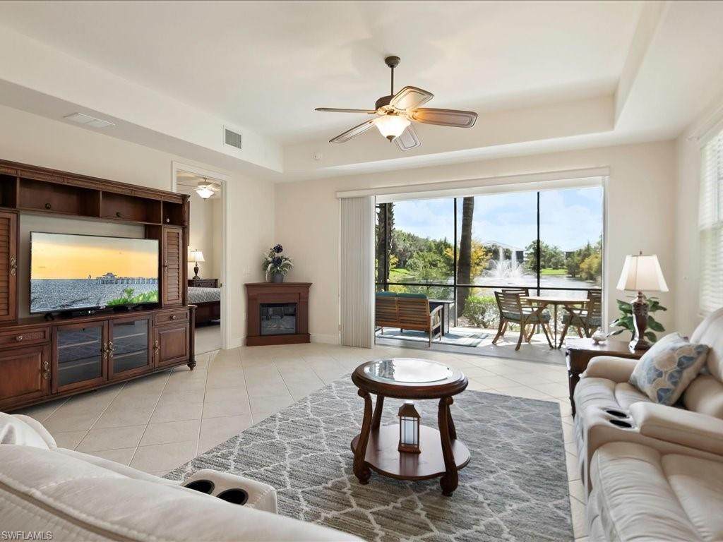 7832 Hawthorne Dr - Photo 1