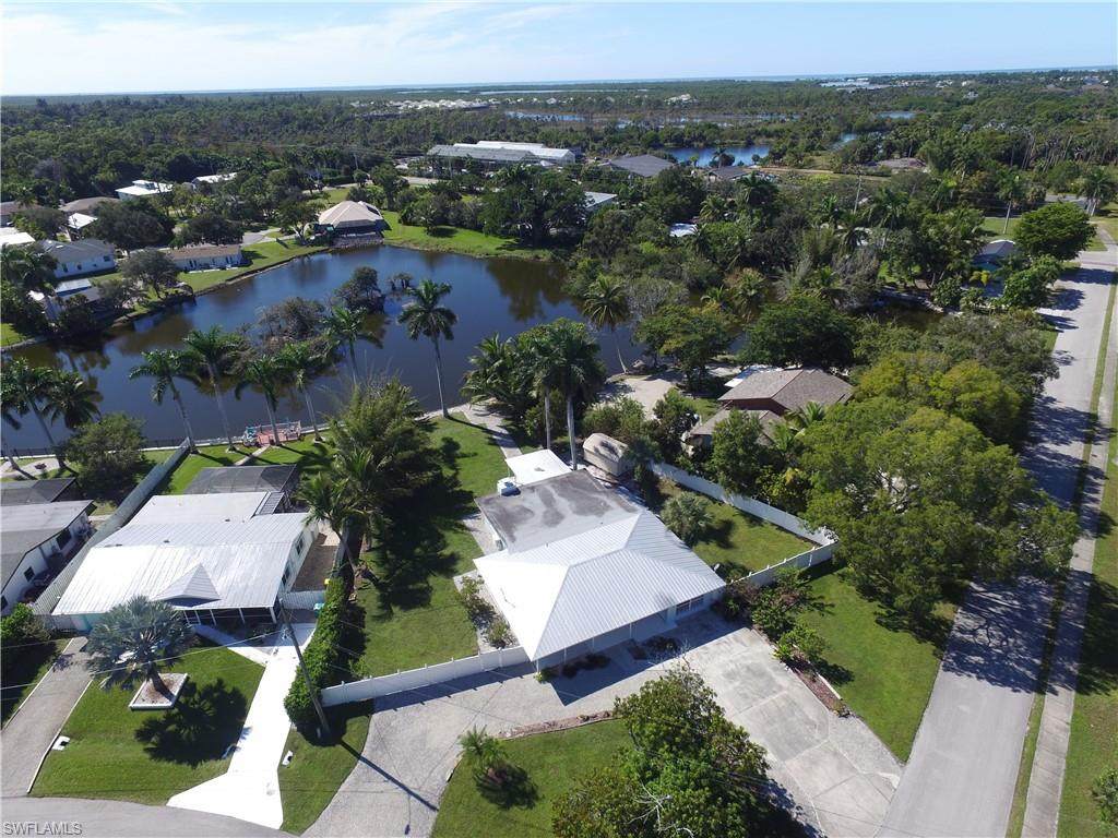 22 Constitution Dr - Photo 1