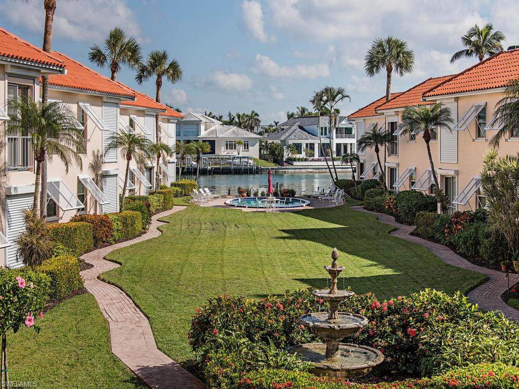 3070 Gulf Shore Blvd - Photo 1 3070 Gulf Shore Blvd - Photo 1