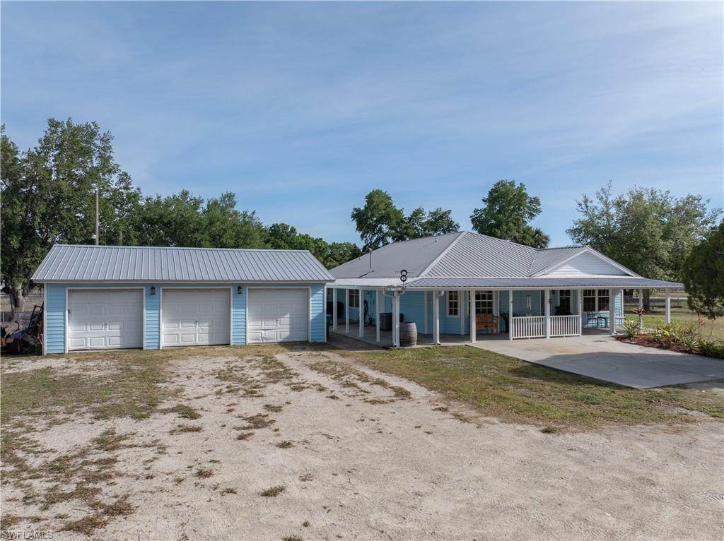 3666 Fort Simmons Ave - Photo 1